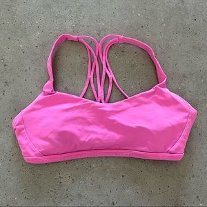 Lululemon hot pink sports bra